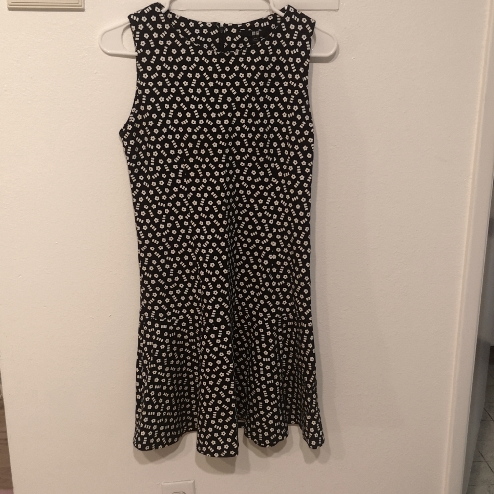 Uniqlo dress